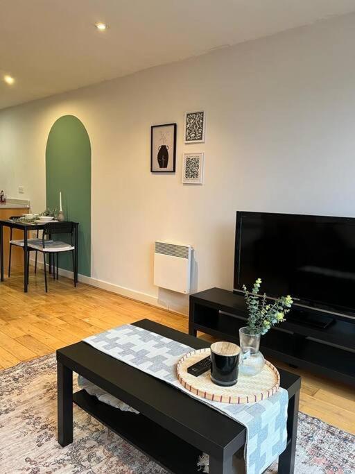 Chic 1 Bed Centrally Located Apartment - Birmingham Jq Exteriér fotografie